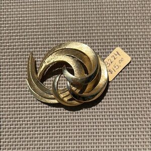 Vintage Trifari Gold Swirl Brooch